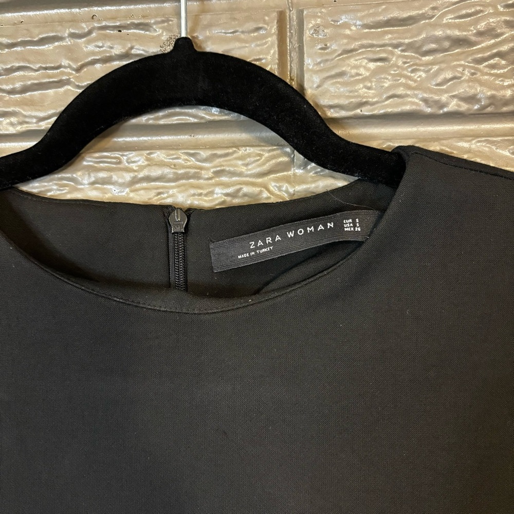 Formal Black Dress with Flowy Sleeves | Zara - Picture 5 of 5